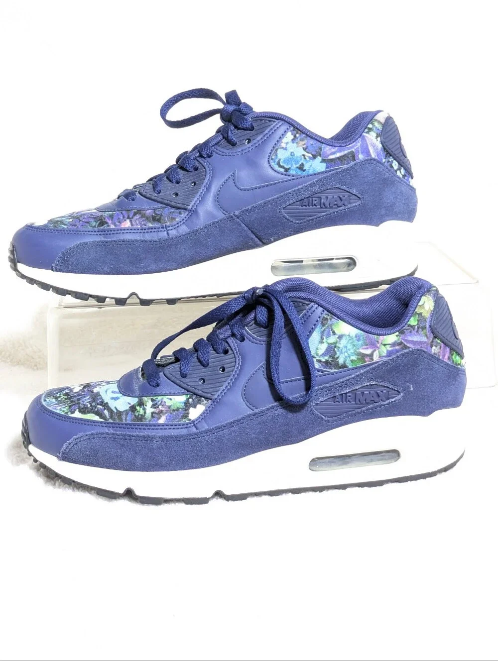 Women's Nike Air Max Blue Floral Sneakers 881105-400 Athletic Activewear 9.5‎